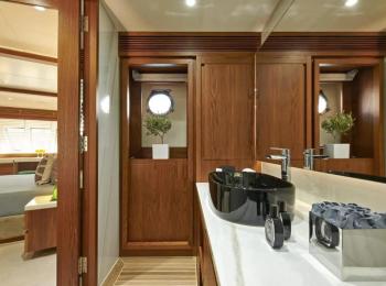 Azimut - 85F