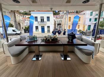 Azimut - 85F