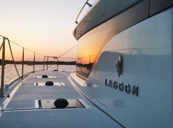 Lagoon - 50