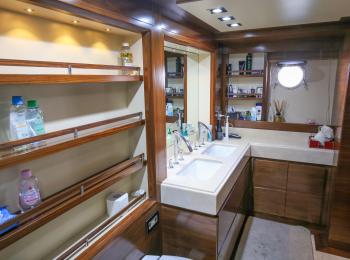 Azimut - Fly 78