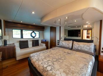 Sunseeker - Manhattan 63