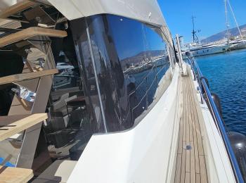 Sunseeker - Manhattan 66