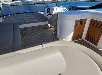 Sunseeker - Manhattan 66