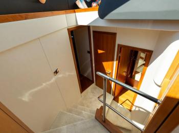 Sunseeker - Manhattan 63