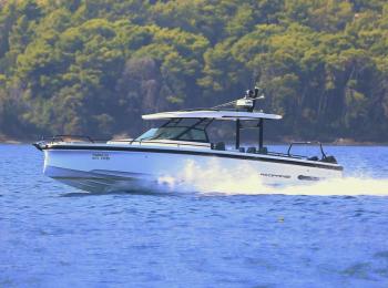 Axopar - 37 Sun Top (ST)