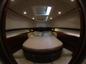 Fairline - Squadron 68