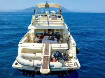 Ferretti Yachts - 620
