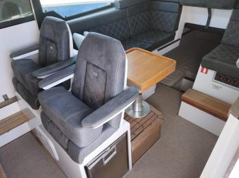 Axopar - 37 XC Cross Cabin
