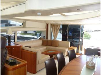 Sunseeker - Predator 82