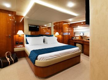 Ferretti Yachts - 760