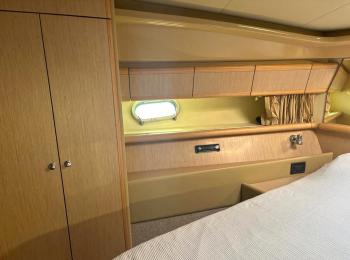 Ferretti Yachts - 530