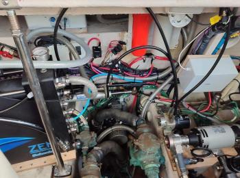 Sea Ray - 425 Sundancer