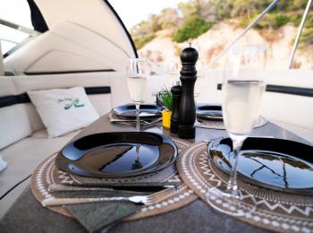 Sea Ray - 425 Sundancer