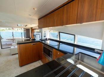 Sunseeker - Manhattan 63