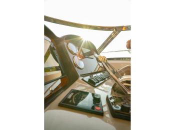 Sea Ray - 420 Sundancer