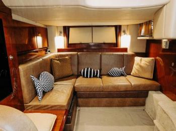 Sea Ray - 420 Sundancer