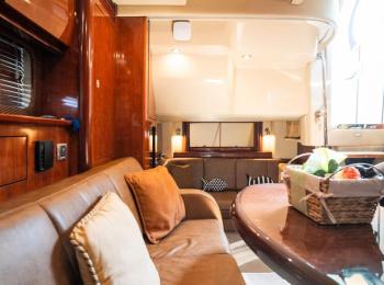 Sea Ray - 420 Sundancer