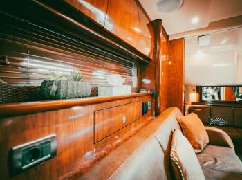 Sea Ray - 420 Sundancer