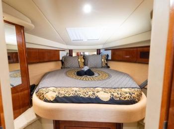 Sea Ray - 420 Sundancer