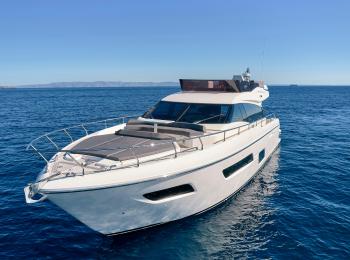 Ferretti Yachts - 550