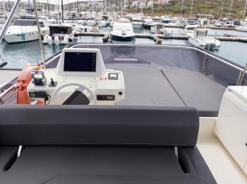 Ferretti Yachts - 550