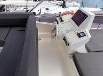 Ferretti Yachts - 550