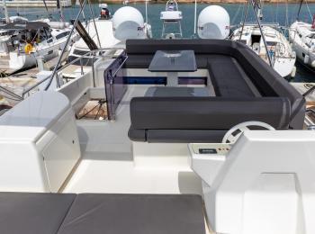 Ferretti Yachts - 550