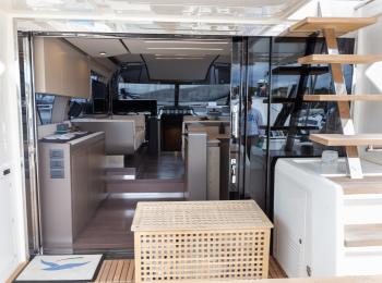 Ferretti Yachts - 550