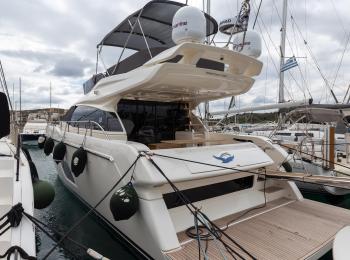 Ferretti Yachts - 550