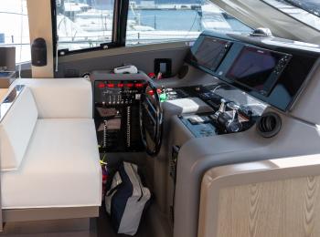 Ferretti Yachts - 550