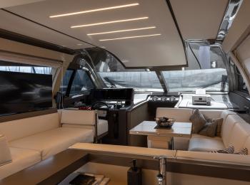 Ferretti Yachts - 550