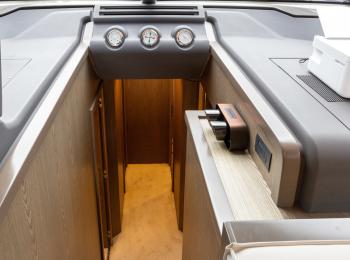 Ferretti Yachts - 550
