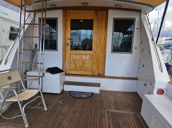 Bertram - 42 Flybridge Motor Yacht