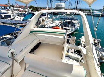 Fairline - 38