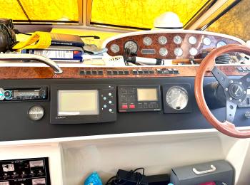 Fairline - 38