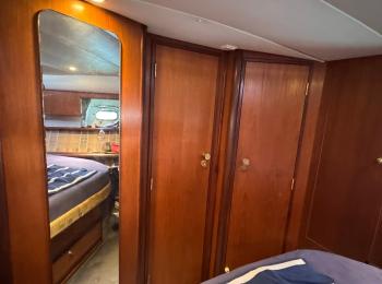 Fairline - 38