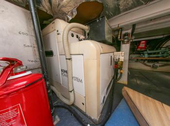 Uniesse - 57