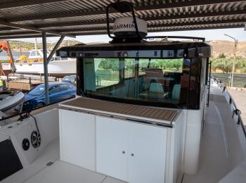 Axopar - 37 Cabin