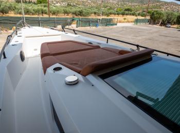 Axopar - 37 Cabin