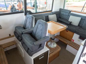 Axopar - 37 Cabin