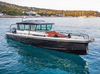 Axopar - 37 Cabin