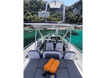 Axopar - 28 T-Top