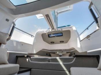Axopar - 37 XC Cross Cabin