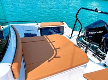 Axopar - 37 XC Cross Cabin