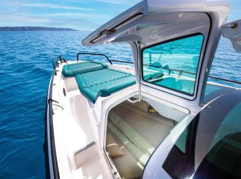 Axopar - 37 XC Cross Cabin