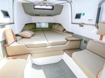 Axopar - 37 XC Cross Cabin