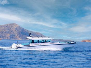 Axopar - 37 XC Cross Cabin