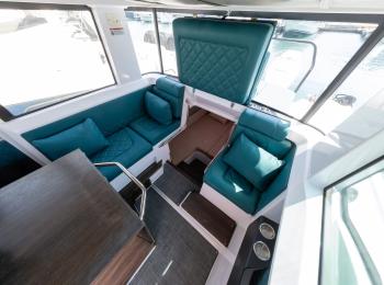 Axopar - 37 XC Cross Cabin