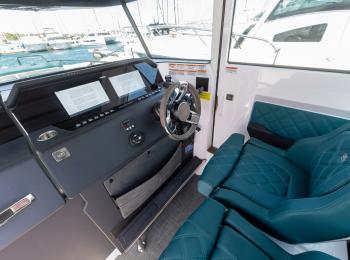 Axopar - 37 XC Cross Cabin
