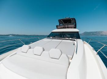 Prestige - 690